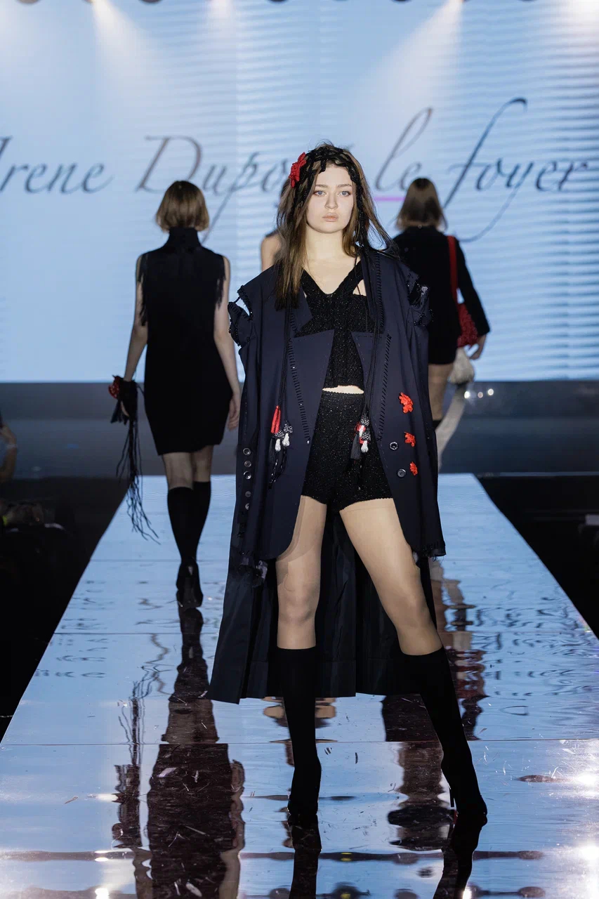 Жакет Черный с Вязанными Шортами и Топом Жакет Черный с Вязанными Шортами и Топом